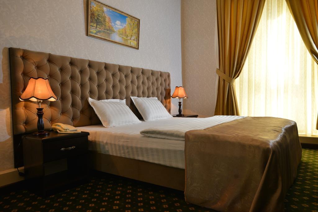 Gloria Hotel Tasken Kültér fotó