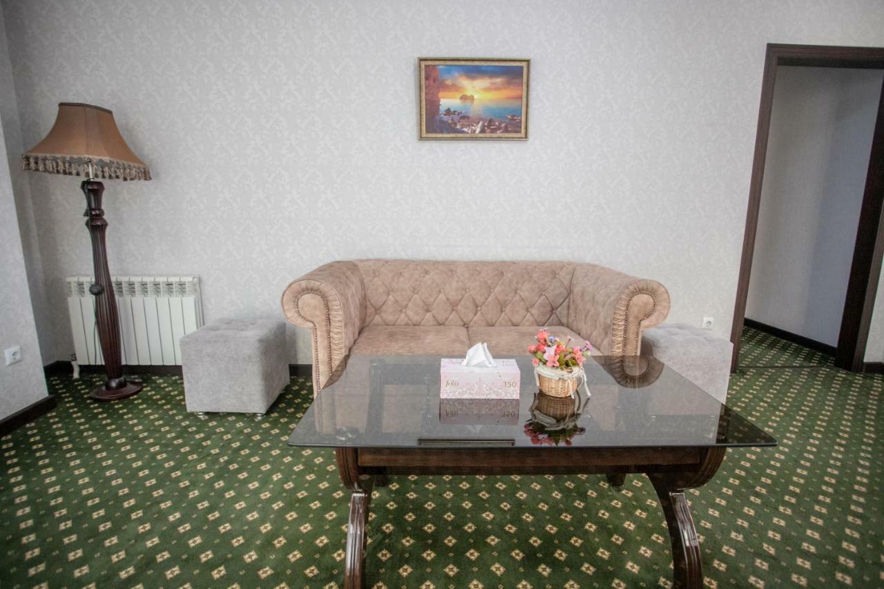 Gloria Hotel Tasken Kültér fotó